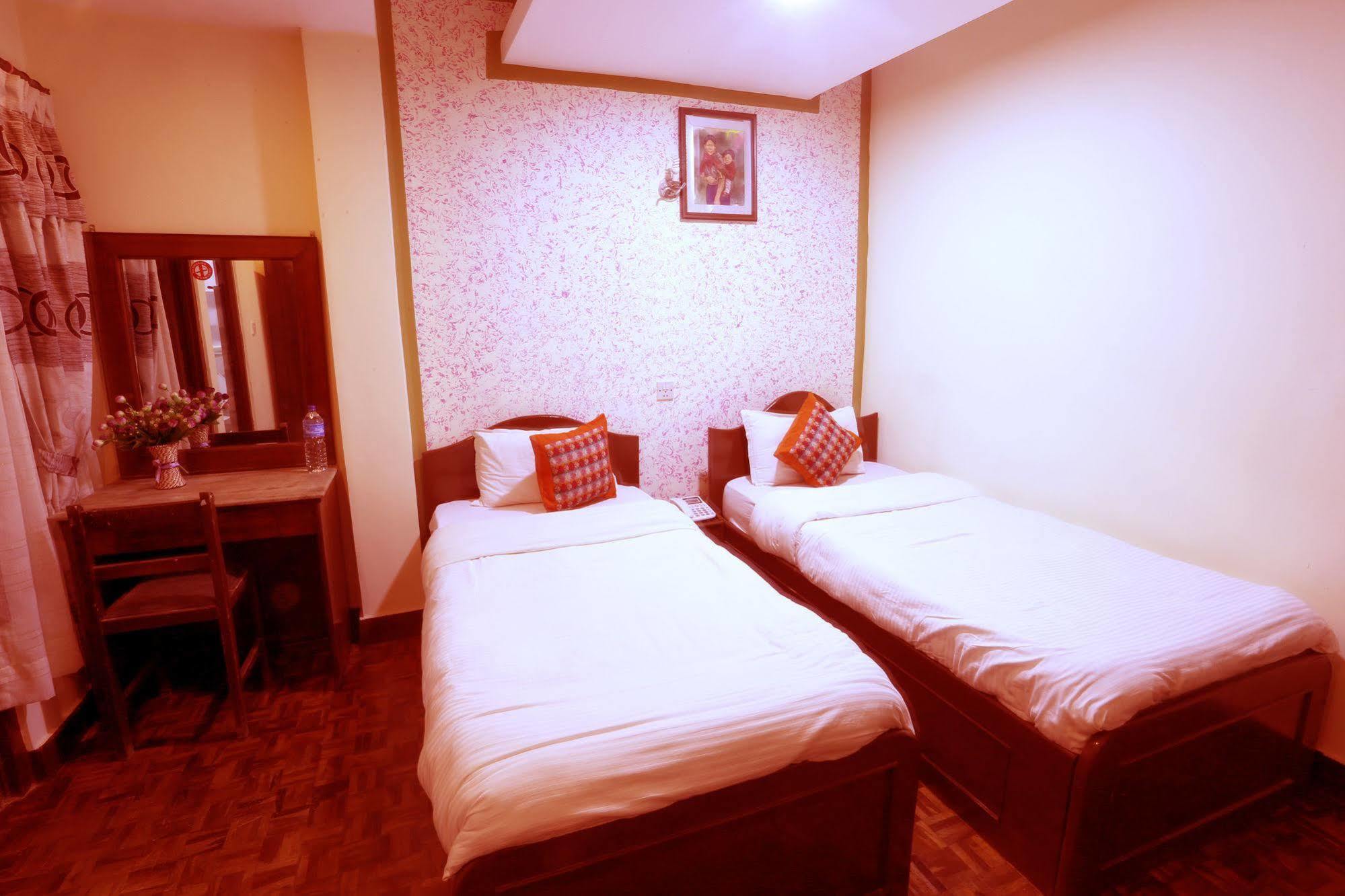 Oyo 153 Aster Hotel Nepal Κατμαντού Εξωτερικό φωτογραφία