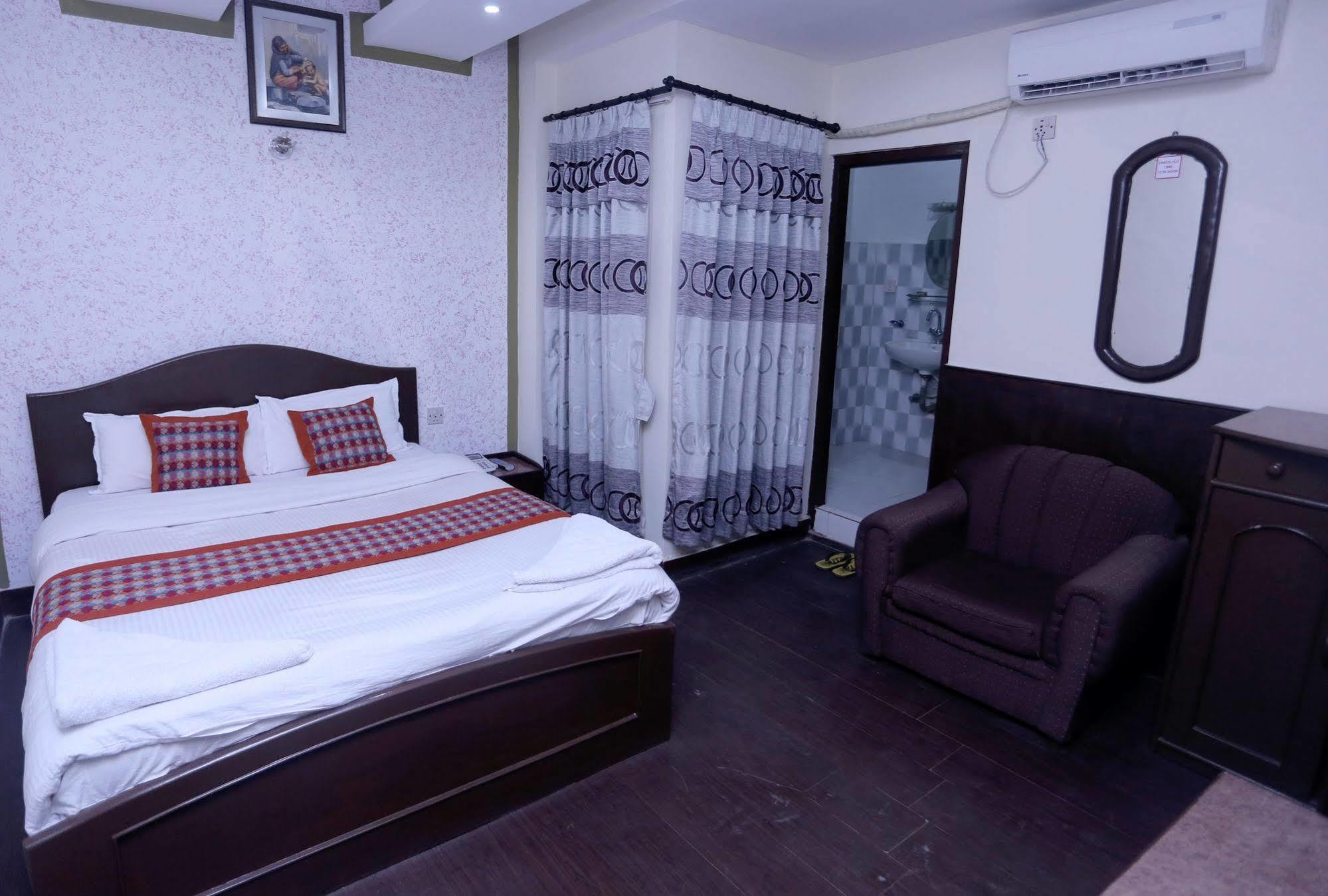 Oyo 153 Aster Hotel Nepal Κατμαντού Εξωτερικό φωτογραφία